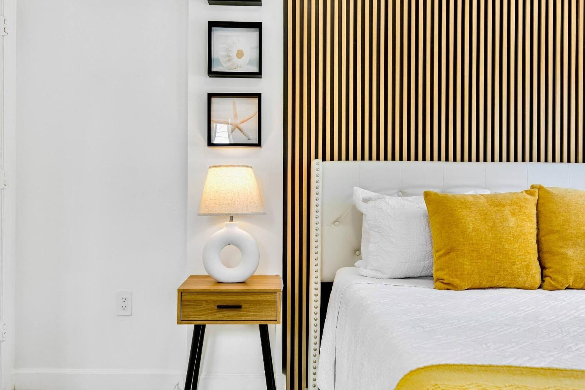 Apartment Beachy Living |sleep 8 Location | Bbq & Patio *